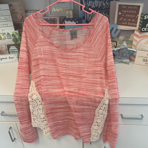 5 for $25- New Directions Pink and White Top size Large - Picture 6 of 15